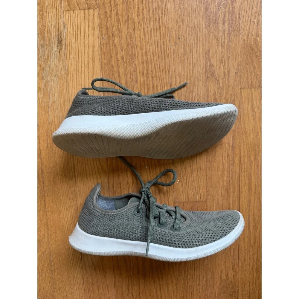 Allbirds Tree Runners Size W8 Olive Green Sustainable Mesh Sneakers